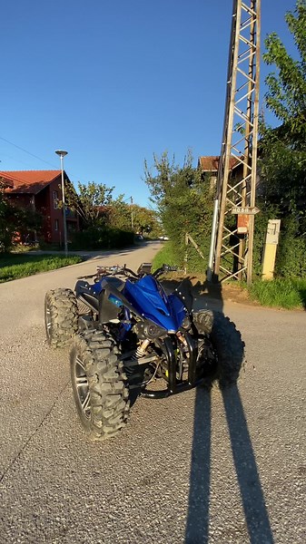 #fypシ゚viral #fyplpppppppppppppppppppp #viral #CapCut #quad #atv #250cc😉 #🚔 #manual