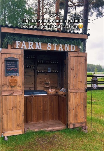 Little farm stand becomes tourist attraction — mossala island resort story