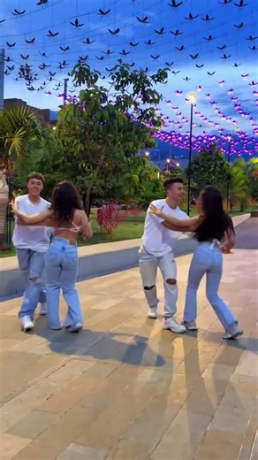 Witness the incredible energy of Colombia's rising stars as they dance with passion and talent! @pab