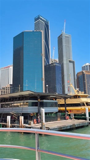 Arriving at a busy Circular Quay by ferry. ☀️ #circularquay #circularquaysydney #sydneyaustralia | Sydney Uncovered
