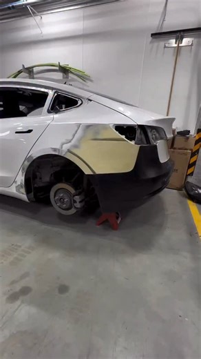 Another one off to the paint shop, 🎨 I have people been asking what filler I use, and the answer is 3m platinum plus and I also just put a drop of resin into it as well just to make it flow it little bit nicer… • #bodyshoplife #luxurycarrepair #autobody #bodyshop #panelbeater | Luxury Car Repair