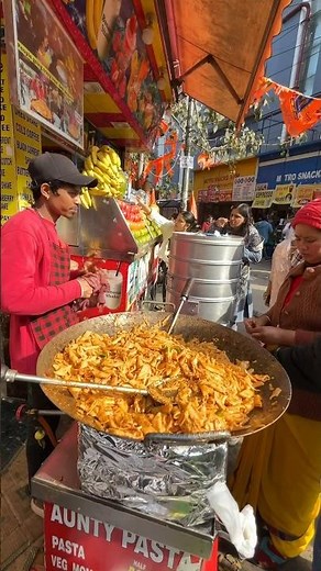 Viral Aunty Wala Pasta | Karol Bagh Street Food Part 1 #pasta #karolbagh #indianstreetfood