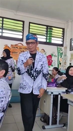 Digitalisasi Pembelajaran Mendalam SDN 01 Bontang Selatan-SLCC PGRI KALTIM & Guru Pejuang Digital