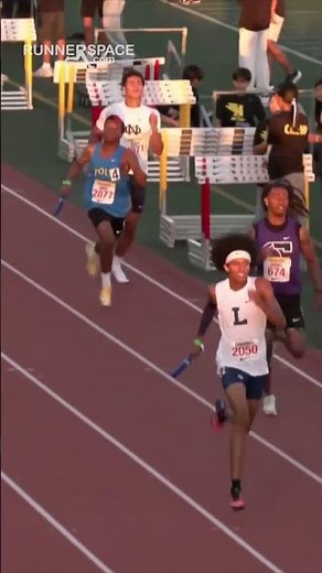 Loyola runs California #2 & US #3 all-time on their way to winning the #ArcadiaInvite 800m SMR!