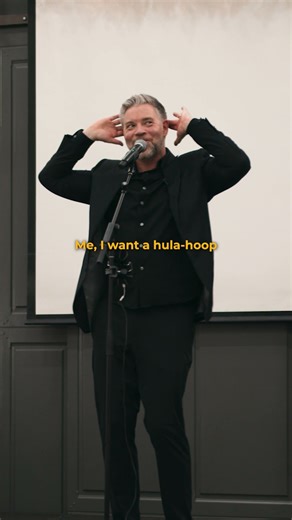 Chipmunks Christmas Song with Jason Hewlett