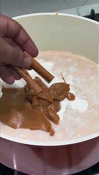 Delicious peanut brittle canjica recipe to make for the June festival #recipes #canjica #junefest...