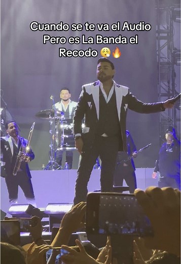 Falla de Audio en Banda El Recodo en Feria de Puebla