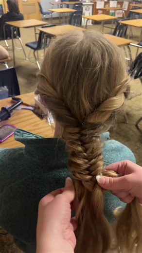 @abbybeneda 📸@tominefaero #slay #prom #fyp #makeusfamous #girlboss #hair #hairstyle #studyhall