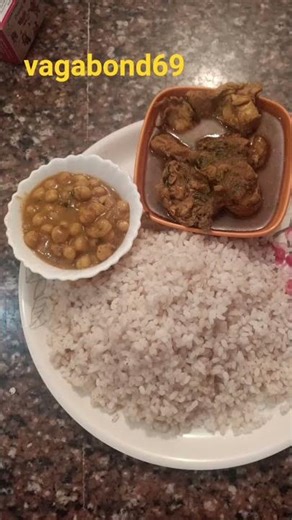 Food Best Healthy . Food Vlog Blog . Chicken Rice Peas .