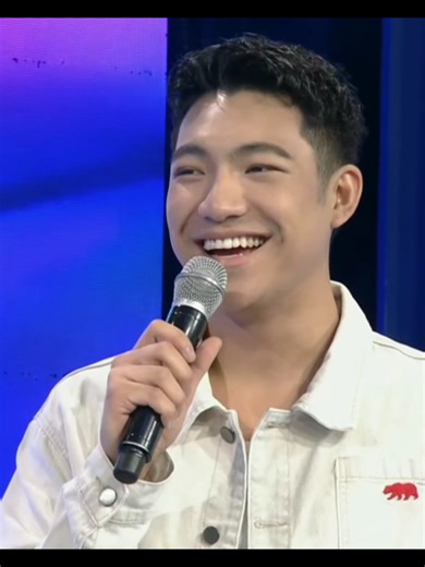 Darren Espanto's Dance Moments on It's Showtime