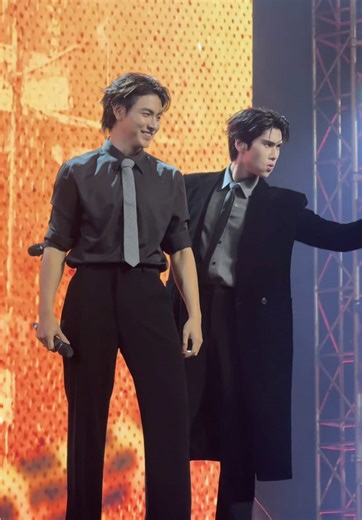 Mastering the Moves of 'Side to Side' Dance Challenge