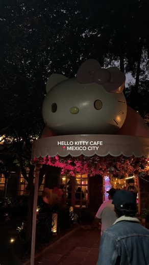 Descubre el Café de Hello Kitty en CDMX