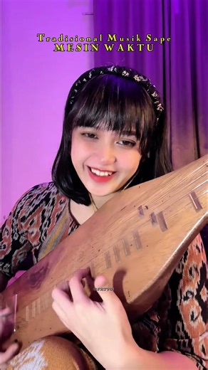 Tradisional Sape-MESIN WAKTU #shorts #sapedayak #sapeborneo #viral #fyp #fypシ #fypシ゚viral #fy