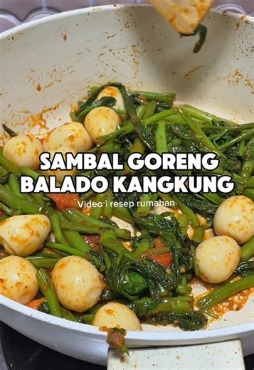 Save dulu yukk!!! Menu simple ala anak kos 1 ikat kangkung 10 butir telur puyuh 5 siung bawang merah 1 1/2 sendok makan desaku balado 1 buah tomat kecil 1/2 sdt terasi 1 sdt gula pasir #resepsimple #anakkost #menurumahan