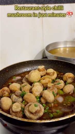 Restaurant Style Chilli Mushroom at Home 🔥