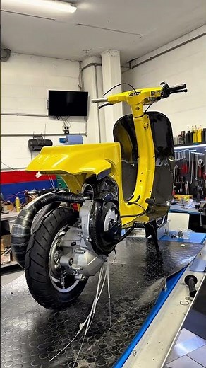 25.000€ di Vespa in Carbonio