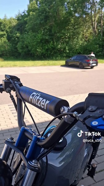 Blaue Schönheit 💙🤓 - - #simson #simme #moped #ddr #ddrflitzer #simsontuning #s50 #s51 #63ccm #50ccm #osten #ostdeutschland #fyp #videoviral