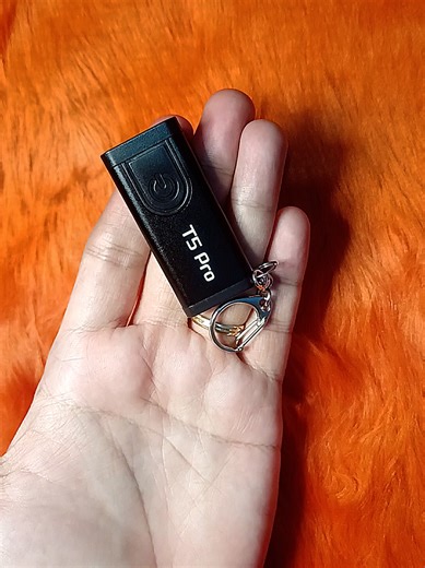 Very useful mini flashlight with alarm #flashlight #alarm #miniflashlight #rechargeableflashlamp #flashlights