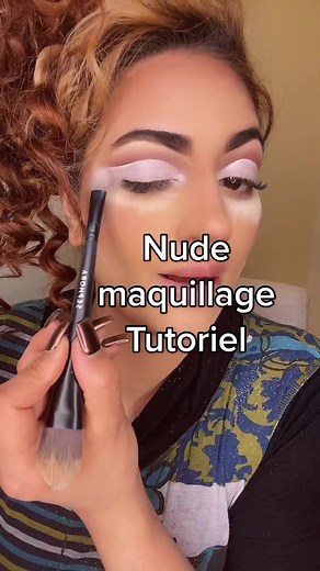 Tutoriel Maquillage Nude - Réalisez un Look Léger Étape par Étape