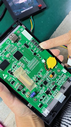 Grace Peng on Instagram: "TFT display Gray/Binary code/7-SEGMENT #elevator #lift #fyp #kuwait #lebanon #saudi #display #binaryoptions #gray"