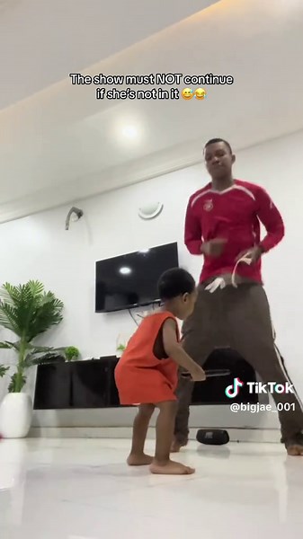 Baby Jasmine's Adorable Dance Moments