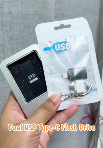 Files sa phone? Files sa laptop? 🤯 No problem! Dual USB Type-C Flash Drive OTG — plug & play sa phone at laptop ✨ Perfect for teachers and students na laging may reports, lessons, at projects 📚💾 #DualUSBFlashDrive #TypeCOTG #FlashDrivePH #TeacherEssentials #StudentEssentials