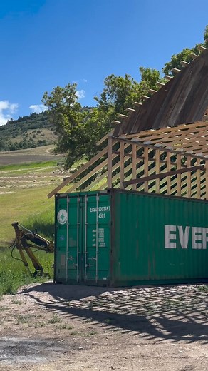 Transforming shipping containers into a barn! 🚜✨Using two 8x40 High Cube containers, A framing in the middle for extra strength and versatility. With some old Barnwood for a country aesthetic! Perfect for all your agricultural needs! Saves tens of thousands! 🌾🔨 #UpcycledLiving #SustainableBarn #ShippingContainerConversion #FarmLife #AgricultureInnovation #HighCubeContainers #BarnProject #GreenBuilding #EcoFriendly #InnovativeDesign #ContainerBarn #RuralLiving #SustainableSolutions #ShippingCo