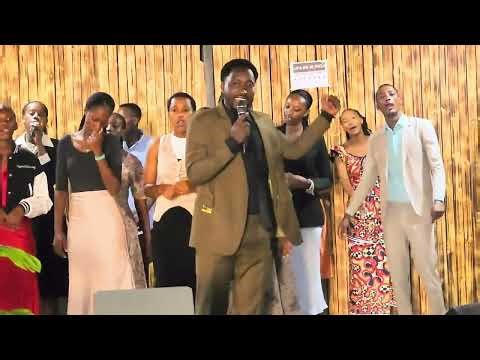 NDAKWIRINGI Yesu HAMWE NA NZUNGU mundirimbo NZIZA YOKURAMYI imana