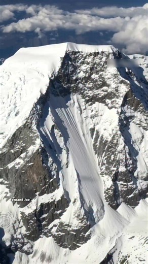 El imponente nevado Huascarán, la montaña más alta del Perú 😮😮🇵🇪 #peru #Ancash | Fernand Joe