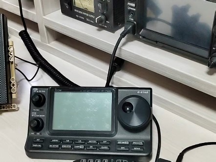ICOM IC-7100更换时钟记忆电池