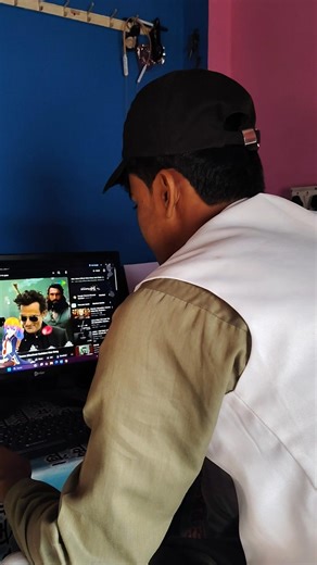 Desktop Mate 🖥️ oura +9999