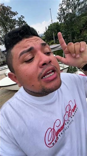 Mi papá me compró una lancha nueva #viral #humor #funil #comedia #viralreels #viralvideos #fyp￼