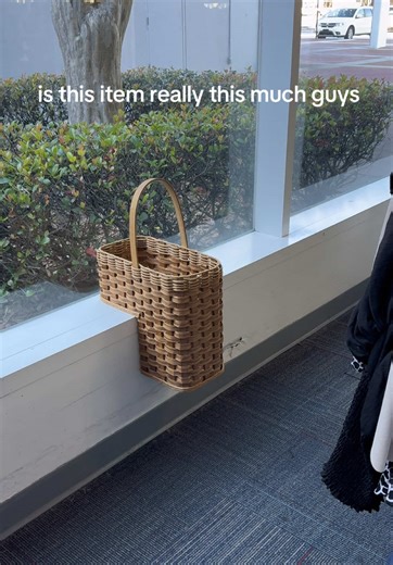 How to Remove Stacked Tote Baskets