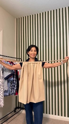 Very easy Pant, Jalu pants. Video credit @dressupwitgrace on Instagram | Made for Girls