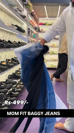 hiphopstuff collection on Instagram: "🤩Rs-499/-🛍️ HEAVY MOM FIT BAGGY JEANS🔥Size:-28.30.32.34🔥 ✈️ALL Over India Dilevery ✈️ ☎️8468890815❤️ CALLING NUMBER ❤️ ⬇️ORDER NUMBER 👇 No:-7588449983 / 8668563675 / 👆TO BUY TAKE A SCREENSHOT & SEND IT TO US ON WHATSAPP ⬆️ ❌COD NOT AVAILABLE❌ ADDRESS :- Gramin police Mukhyalay road near patankar chowk opp new Indian oil petrol pump sagar family restaurant NAGPUR 440014 #hiphopstuff #reels #reelitfeelit #keepgoing #foryou streetstyle fashion trending vi