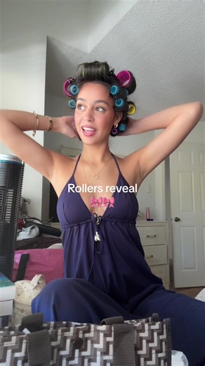 Fluffy Curls Reveal for Christmas Celebration