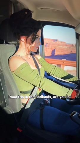 Irina Meier on Instagram: "Road trip in a motorhome and cosplay—two of my all-time favorite things in the world! ❤️ Would you join me for such an adventure? #cosplay #cyberpunk #cyberpunk2077 #panam #panampalmer #Badlands #USA #utah #motorhome #RV #canyonlands"