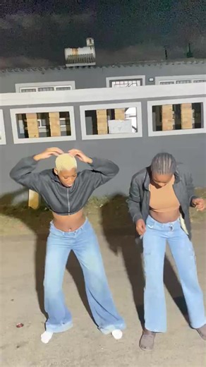 Sizonipha inspired by Wama2k — short performance clip