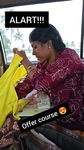 Daddy aari work's on Instagram: "Offer course la join pannalama?🥰 @daddy_aari_work #trending #free class #bangle class #viral vedio #own vedio"