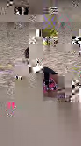 Up bright and early testing out a new board with the 4x World Champ, Carissa Moore. 💕 🎥 Peter King Photography | World Surf League