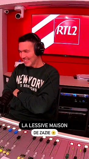 Zazie nous partage sa recette de lessive : plus écologique et plus économique ! ✨ Retrouvez toute l’interview de Zazie dans « Un monde meilleur » par Justine Salmon sur l’application RTL2 💛🌼 | RTL2