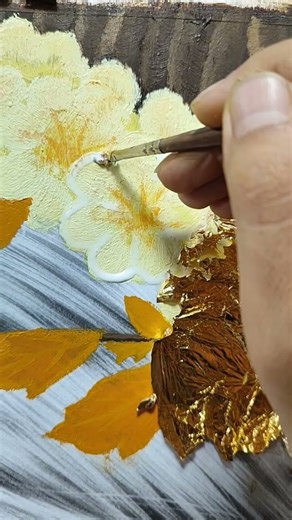 نحوه استفاده از چسب ورق طلا برای گل های روی طرحم