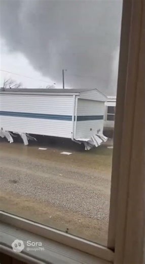 Tornado Flips Entire Mobile Home — Insulation Explodes Everywhere (Terrifying Footage)