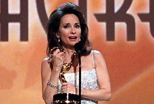 20 Years Ago, Susan Lucci Finally Won Her First Daytime Emmy — WATCH
