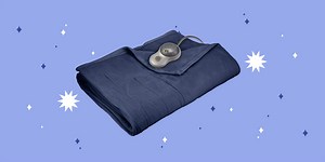 I Tried the Heated Blanket With 1,000  5-Star Reviews—and Now I Fall Asleep Instantly
