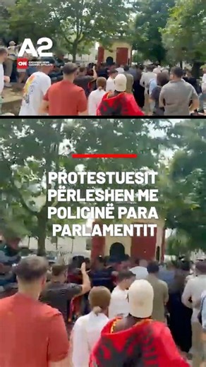 Protestuesit përleshen me policinë para Parlamentit