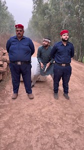 Pakad lia 😱 Pr Kesay..? | Akhroot