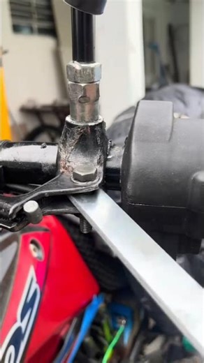 "Emergency Clutch Fix: Wire Hack When You're Stranded!"