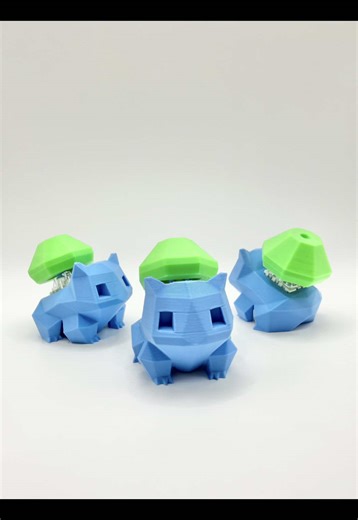 🌱✨ Meet your new tiny buddy! This 3D printed Bulbasaur Clicker is not only super cute but also so much fun to play with. 💚 #Bulbasaur #PokemonFan #nwa #DeskToys #raymondstoystore