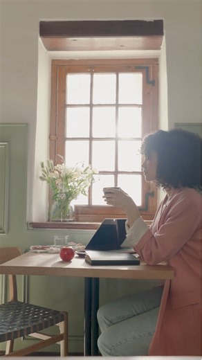 Take a moment for yourself. Whether it's a quiet break or a peaceful pause, snacking on Pink Lady® Apples turns those slow moments into a simple pleasure. Refreshing and naturally sweet, they’re the perfect treat to help you reconnect and unwind during your busy day. #PinkLadyApple #TasteTheSweetLife #BusyLifeBalance #QuickBites #EffortlessEating | Pink Lady Apples SA